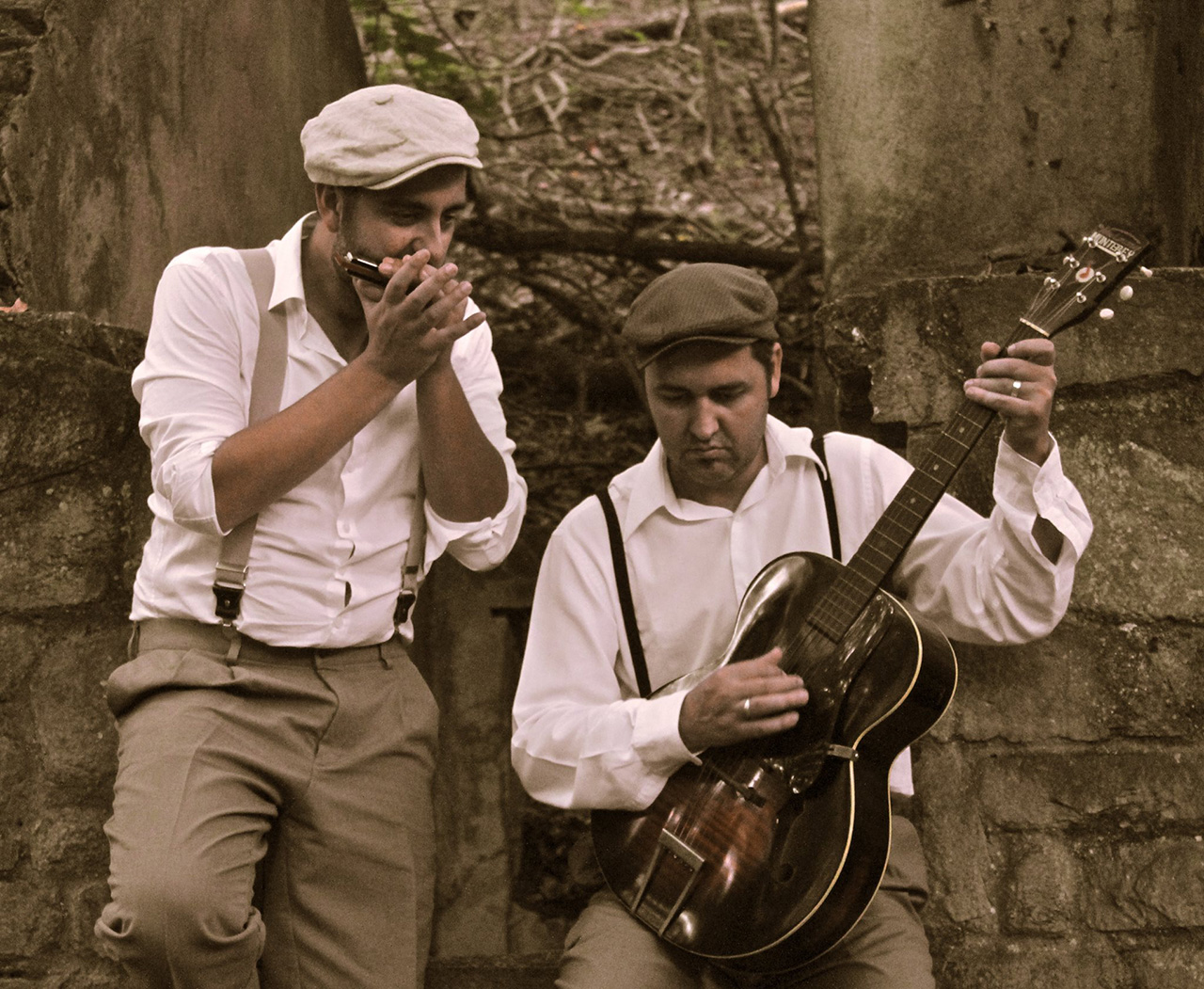 Suitcase brothers 2 1280